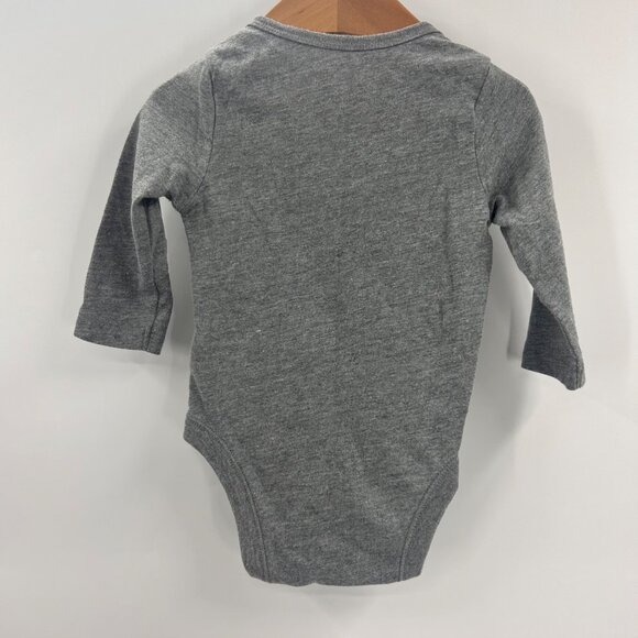 Old Navy Halloween 3-6M Baby Bodysuit "Bats How I Like It" - Picture 2 of 4